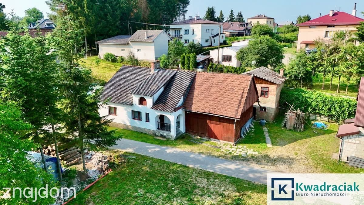 Haczów – dom z budynkami gospodarczymi