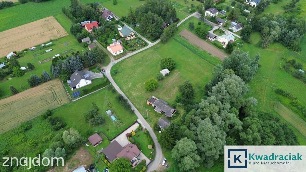 Działka o powierzchni 47,30 ar z domem i budynkiem - zdjęcie 4