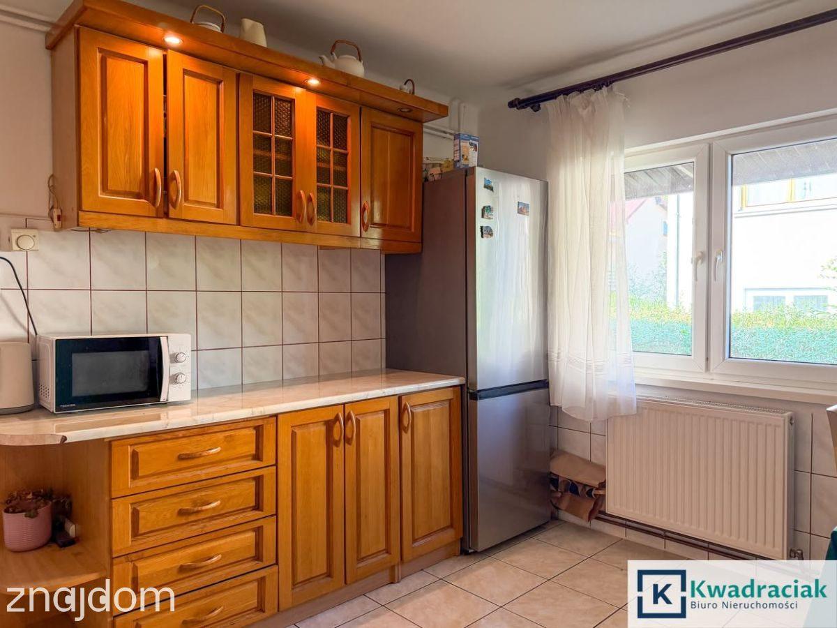Dom w Krośnie z 4 garażami - zdjęcie 13