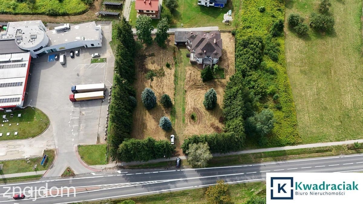 Duży dom z garażem i 38-arową działką – Kołaczyce - zdjęcie 4