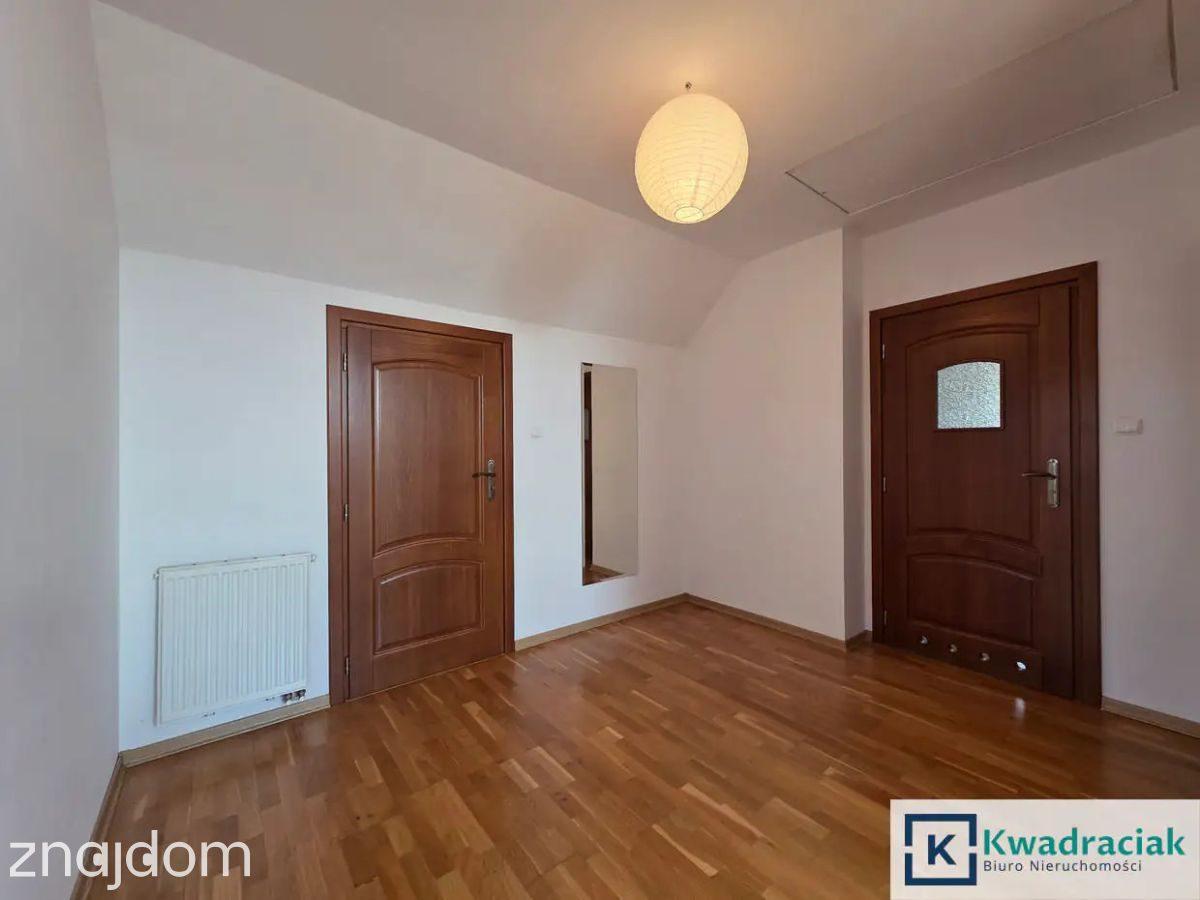 Moderówka-dom z dużą działką i garażem - zdjęcie 13