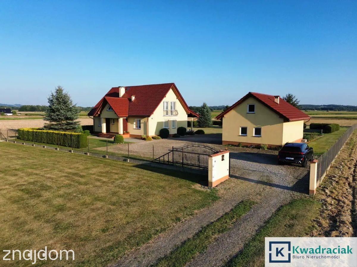 Moderówka-dom z dużą działką i garażem - zdjęcie 21