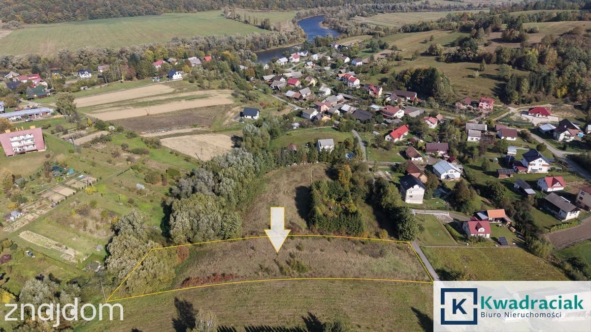 DZIAŁKA 35 A W SERCU BIESZCZADÓW, ŚREDNIA WIEŚ