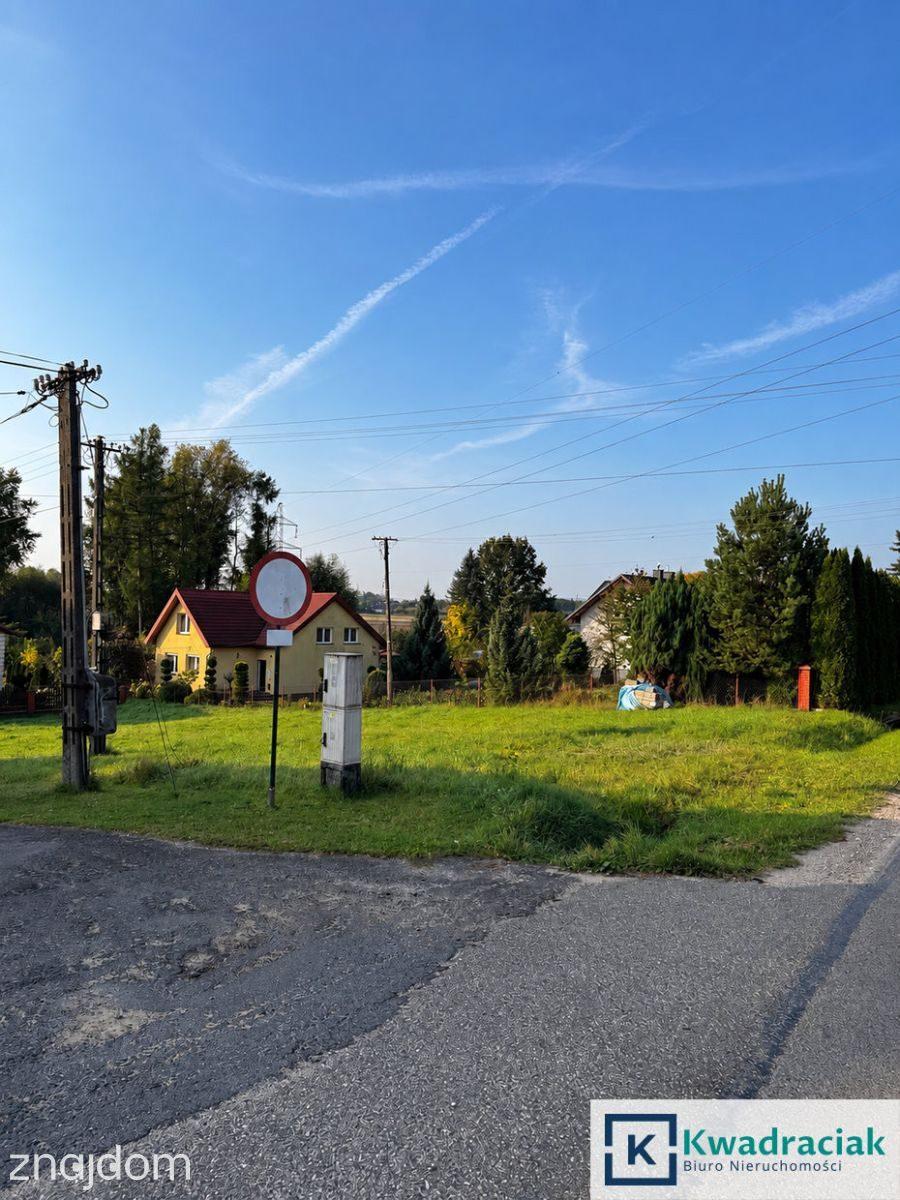 Racławówka – Działka budowlana 9 arów z pozwolenie - zdjęcie 2