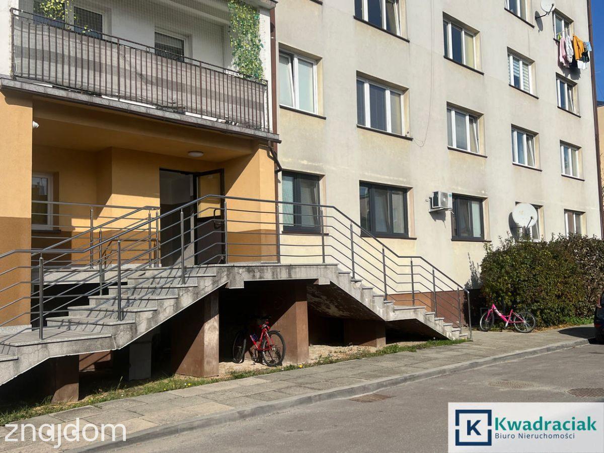 Mały lokal na sprzedaż lub wynajem - zdjęcie 8