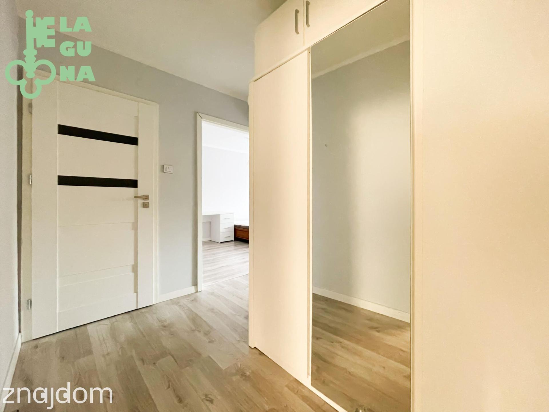 Gdynia Dąbrowa, 56m2, trzy pokoje, balkon, garaż, pierwsze piętro - zdjęcie 13