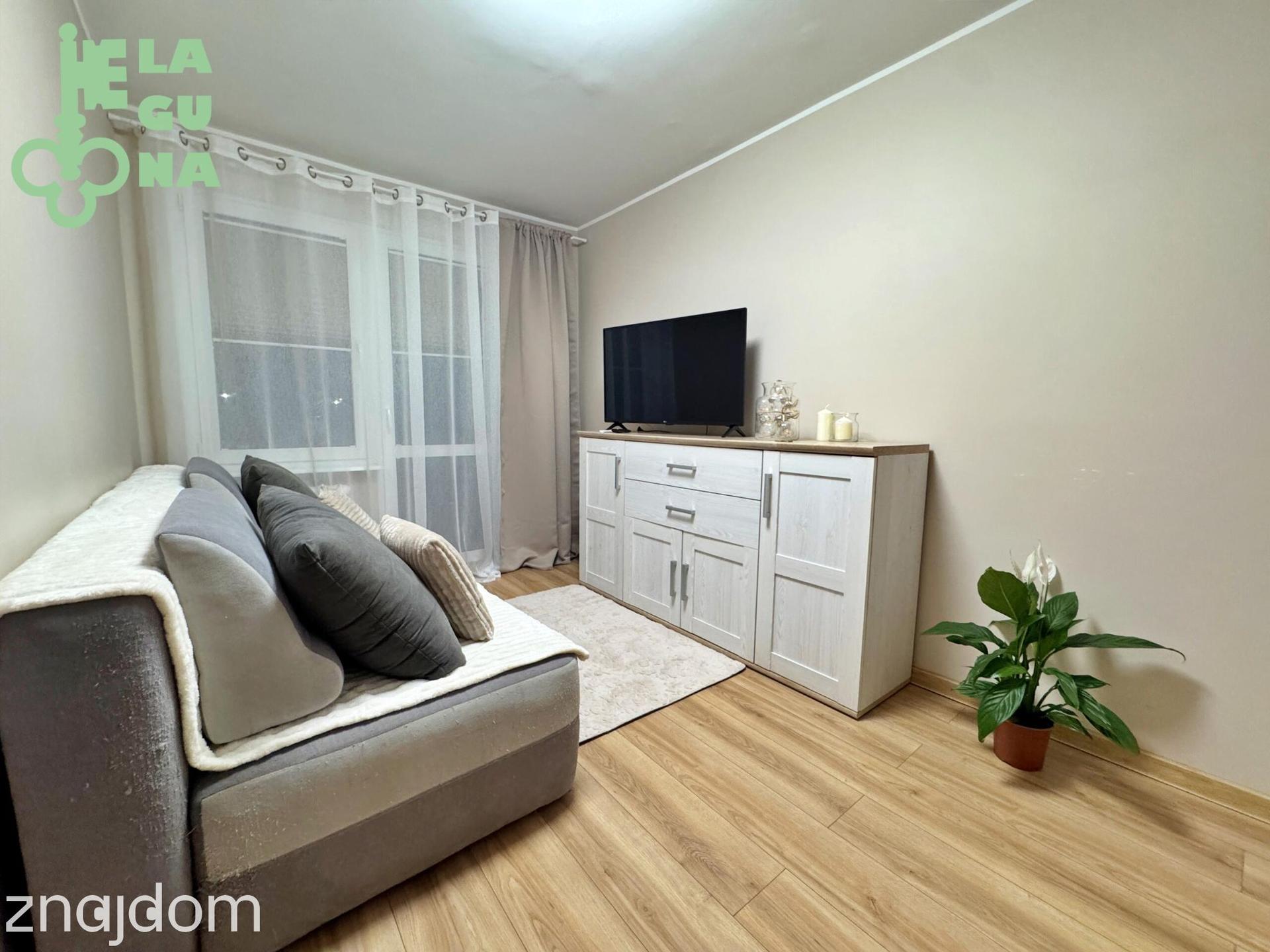 Gdynia Pustki Cisowskie, 2 pokoje po generalnym remoncie, duzy balkon!