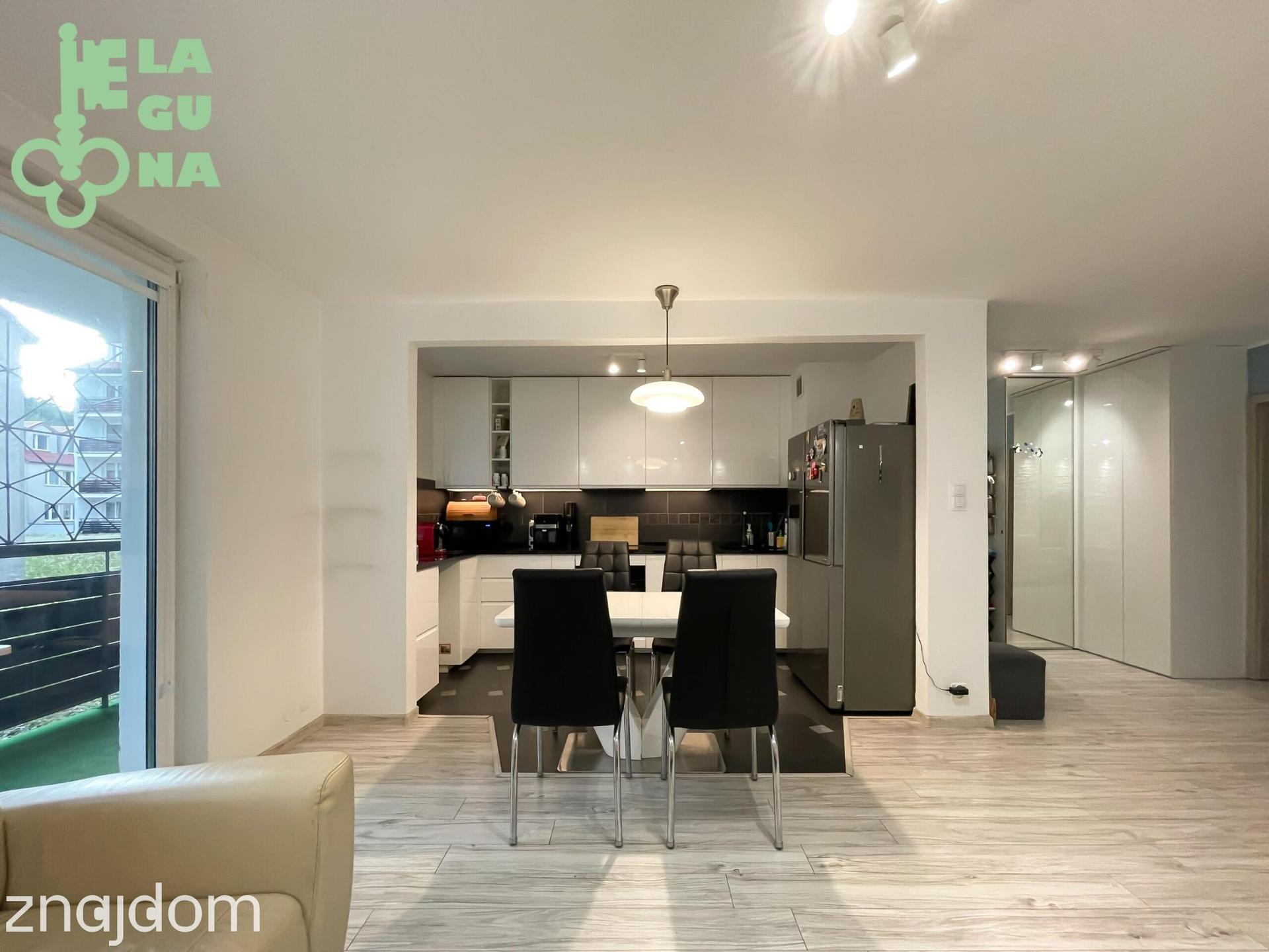 Gdynia Dabrowa, 56m2, trzy pokoje, parter, balkon - zdjęcie 3