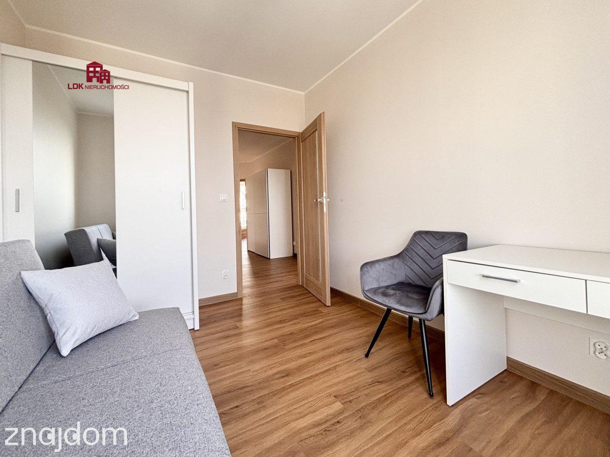 Apartament 93m2 4 pokoje na 16 piętrze - zdjęcie 10