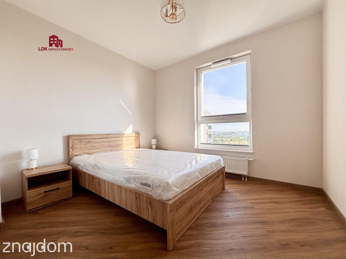 Apartament 93m2 4 pokoje na 16 piętrze - zdjęcie 15