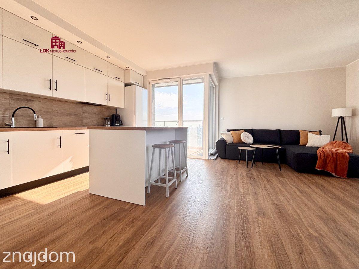 Apartament 93m2 4 pokoje na 16 piętrze