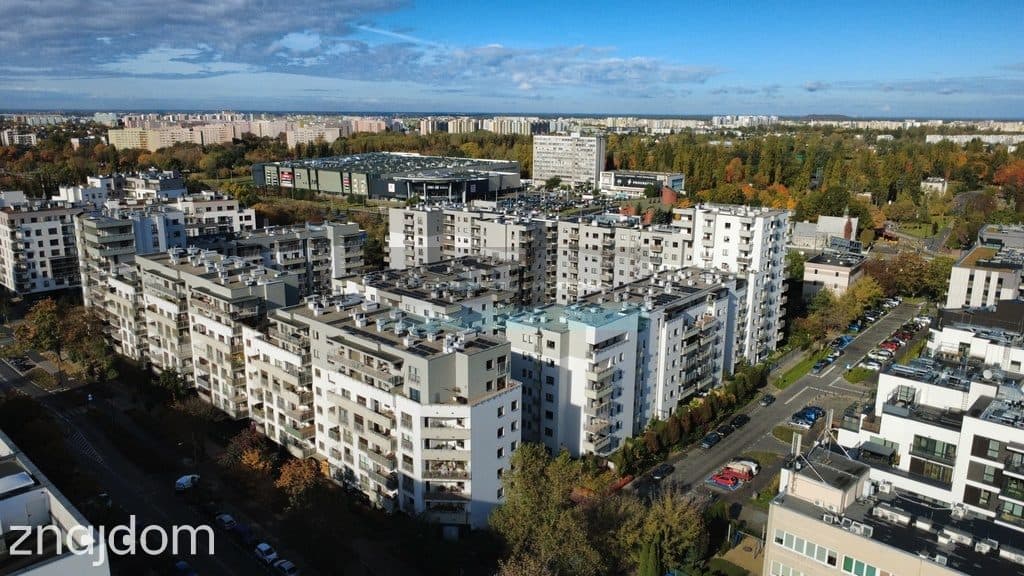 Mieszkanie z ogródkiem na Woli - zdjęcie 2
