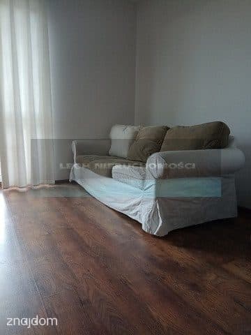 1 pokój z aneksem kuchenynym , balkon, garaż - zdjęcie 2