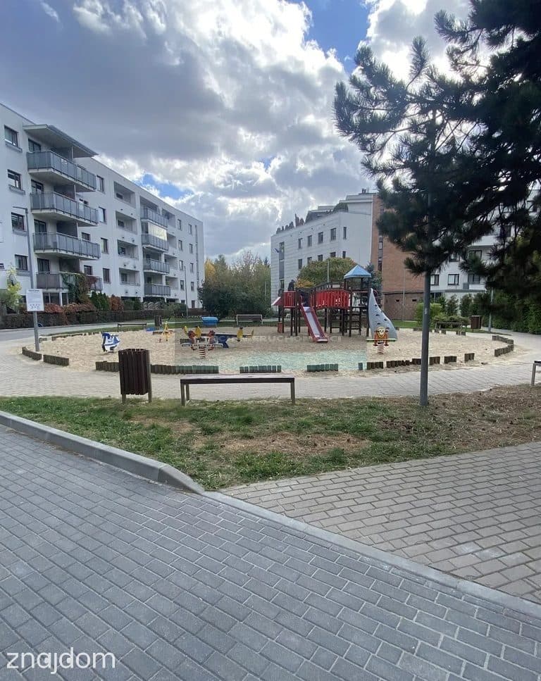 Z ogródkiem na Bemowie - zdjęcie 14
