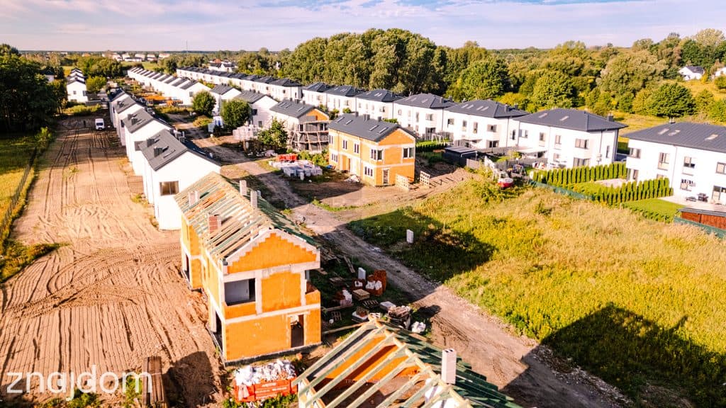 Dwupoziomowe mieszkanie 84,6 m² działką 475m2 - zdjęcie 20
