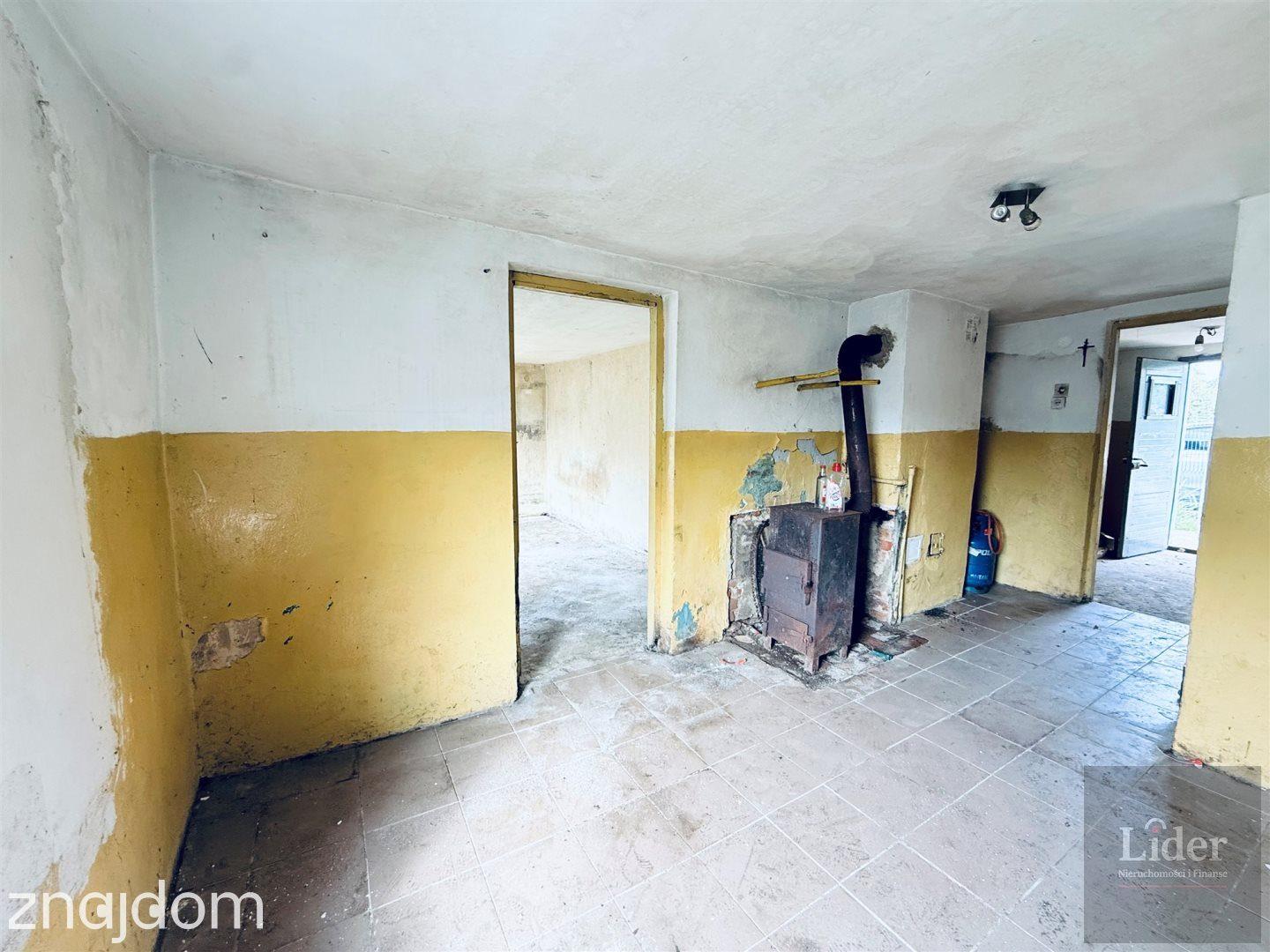 Dom do remontu z działką 814 m² – Janowiczki - zdjęcie 23
