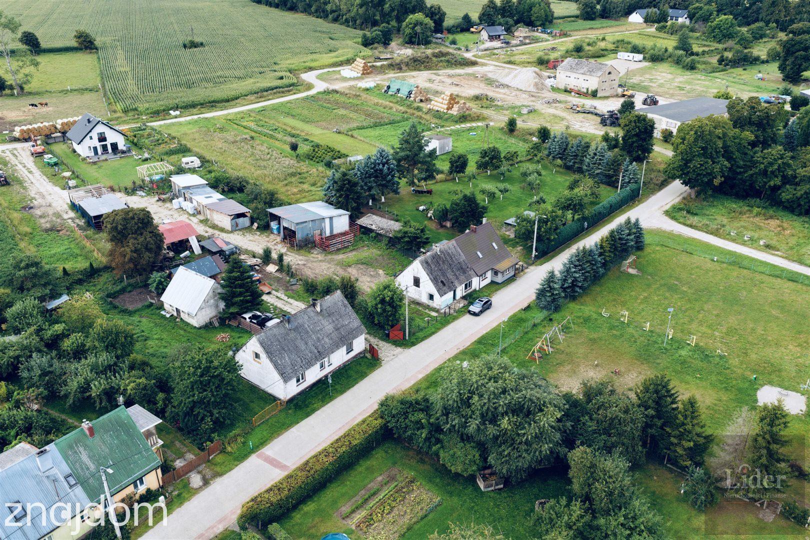 Dom do remontu z działką 814 m² – Janowiczki - zdjęcie 3