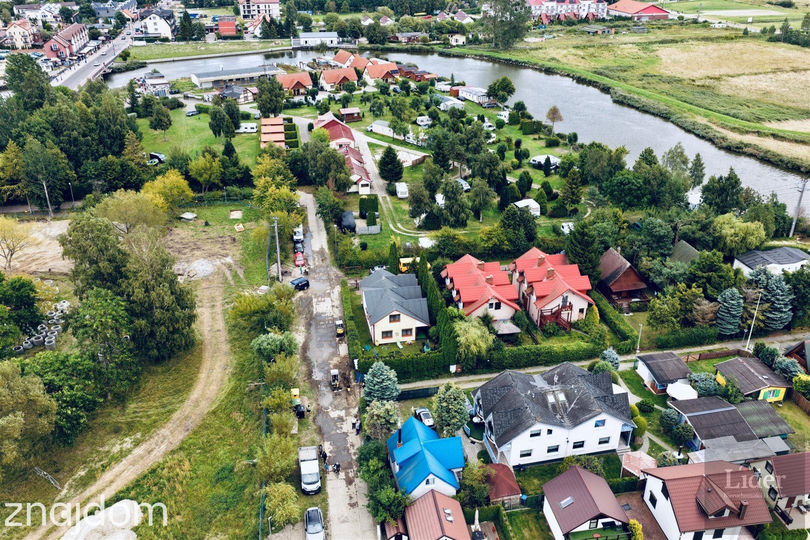 Łeba – dom z 6 apartamentami blisko morza - zdjęcie 11