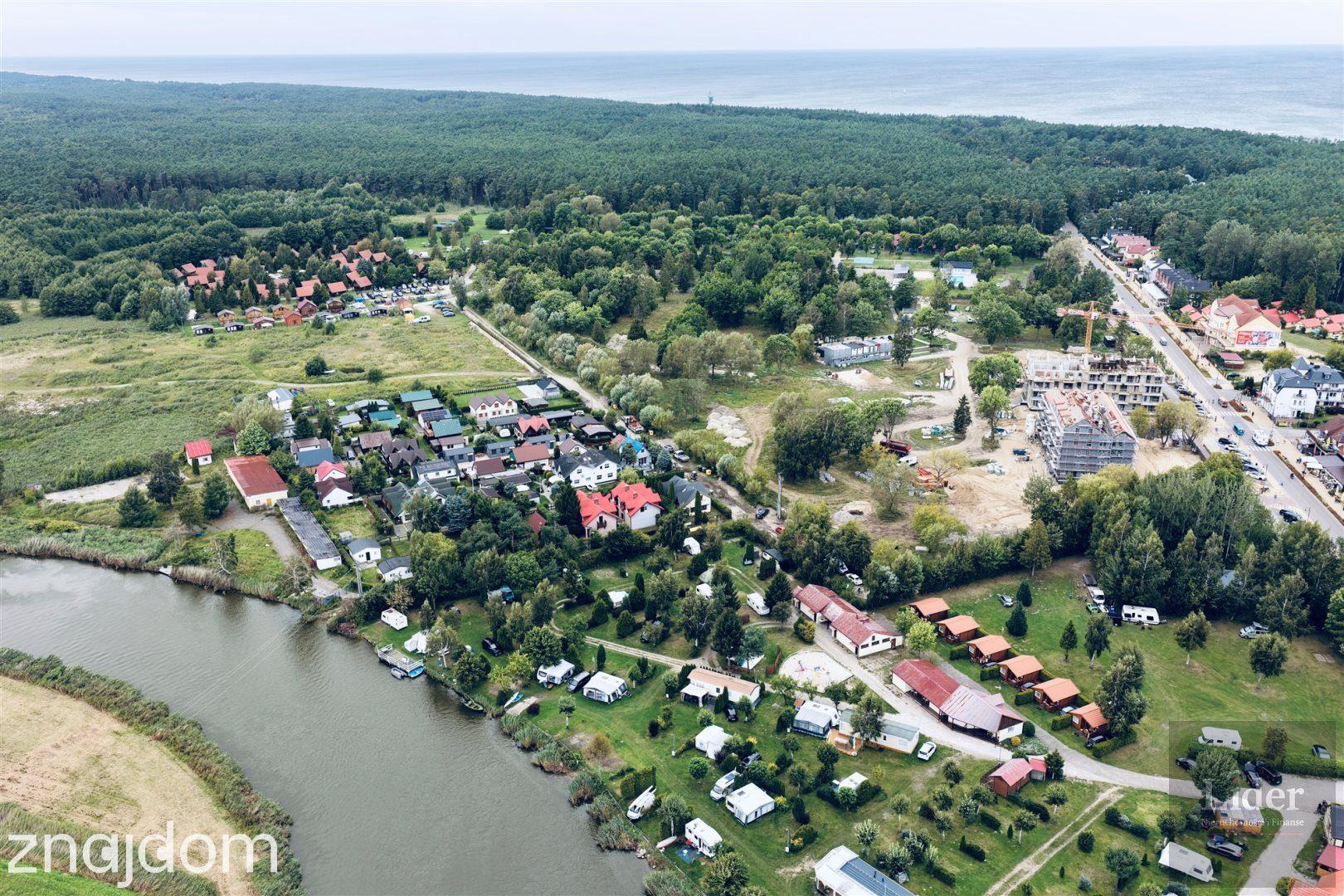 Łeba – dom z 6 apartamentami blisko morza - zdjęcie 14