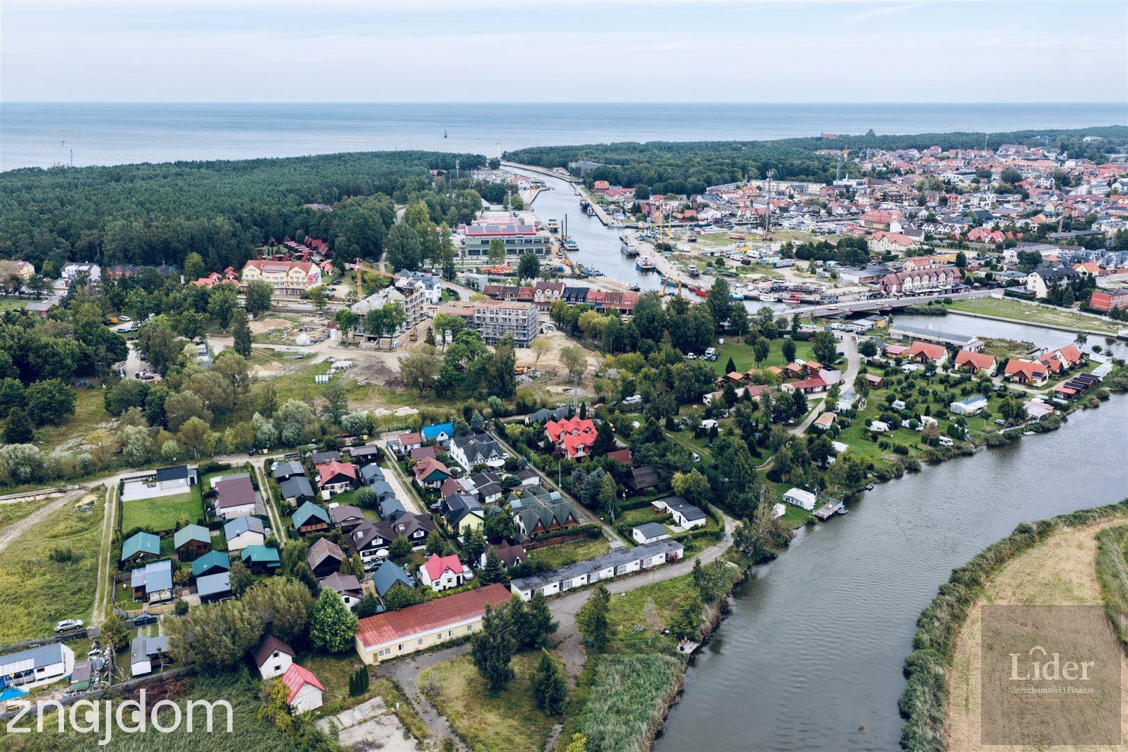 Łeba – dom z 6 apartamentami blisko morza - zdjęcie 15