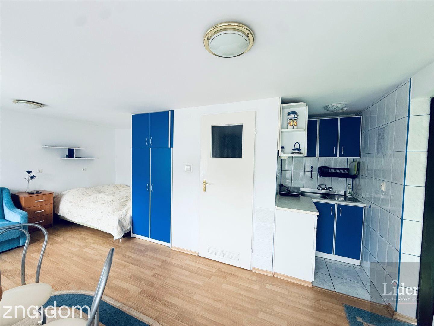 Łeba – dom z 6 apartamentami blisko morza - zdjęcie 19
