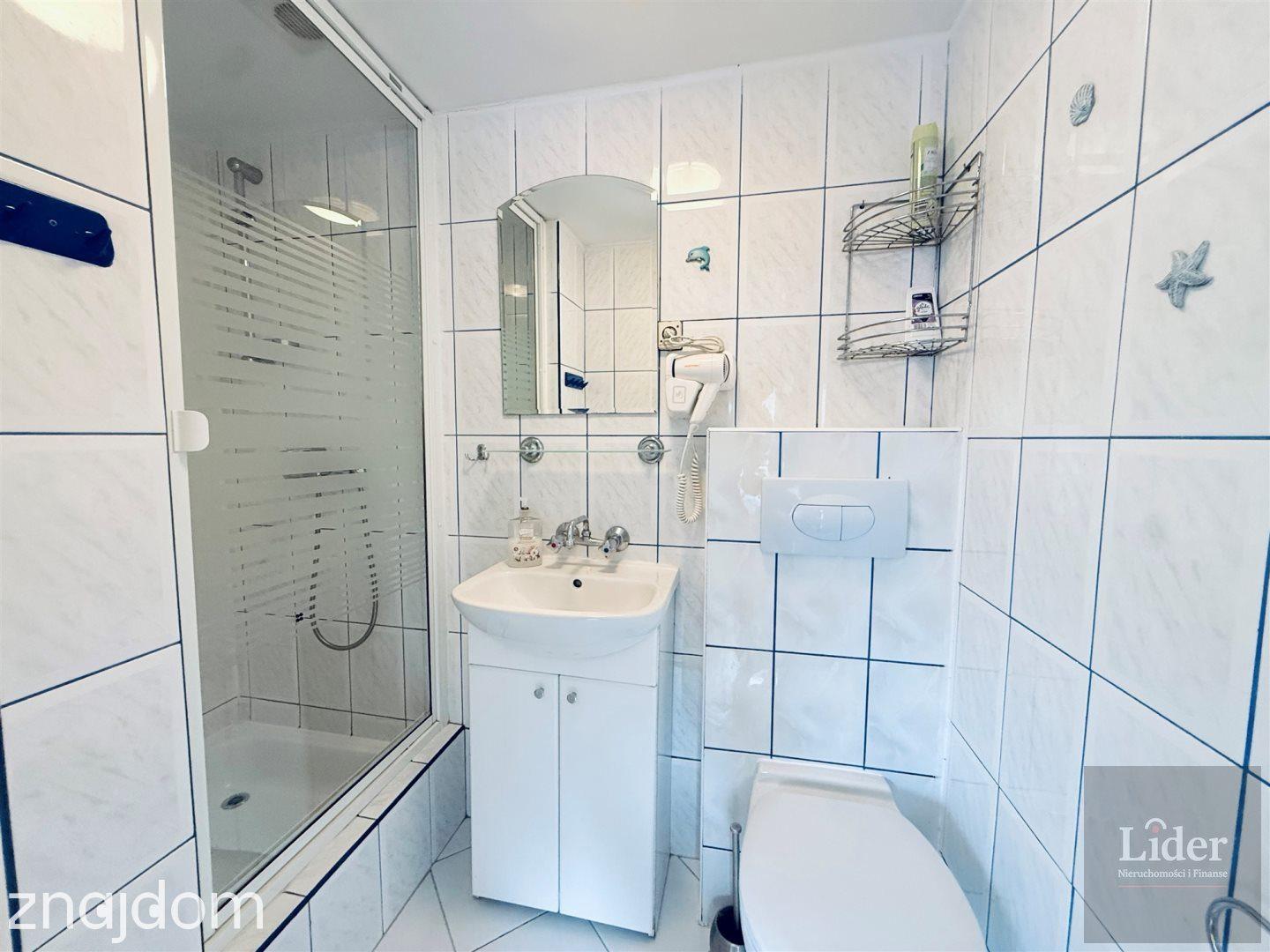 Łeba – dom z 6 apartamentami blisko morza - zdjęcie 21