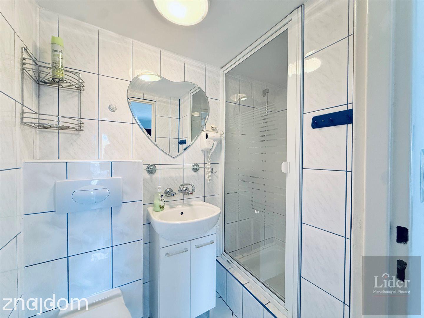 Łeba – dom z 6 apartamentami blisko morza - zdjęcie 25