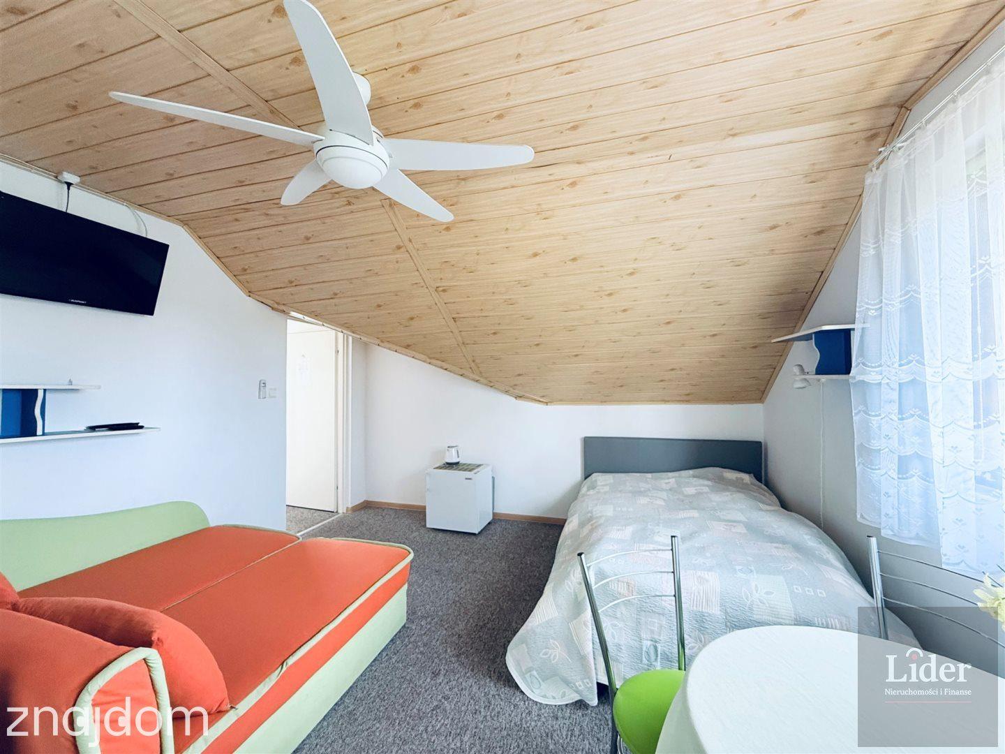 Łeba – dom z 6 apartamentami blisko morza - zdjęcie 29