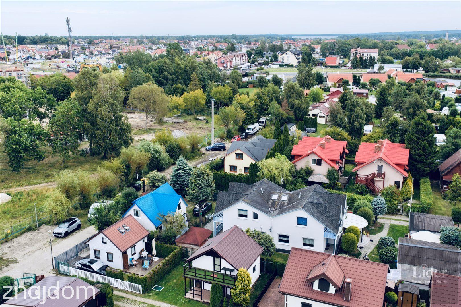 Łeba – dom z 6 apartamentami blisko morza - zdjęcie 4