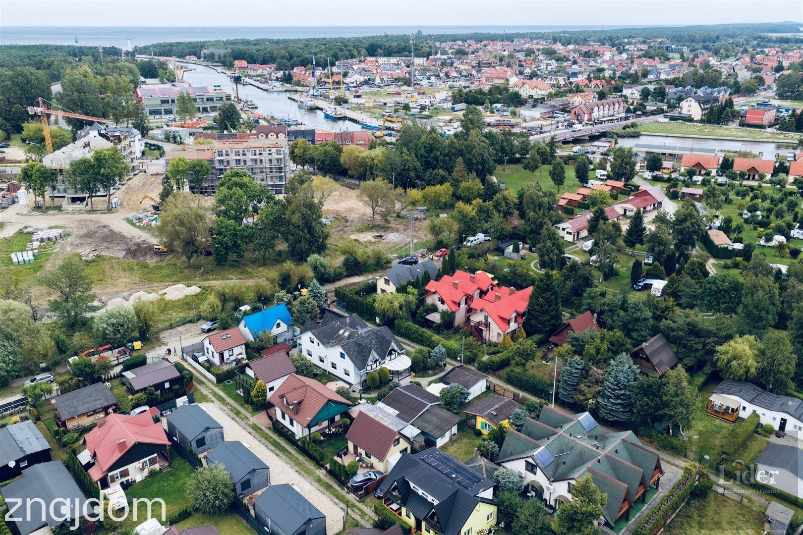 Łeba – dom z 6 apartamentami blisko morza - zdjęcie 8