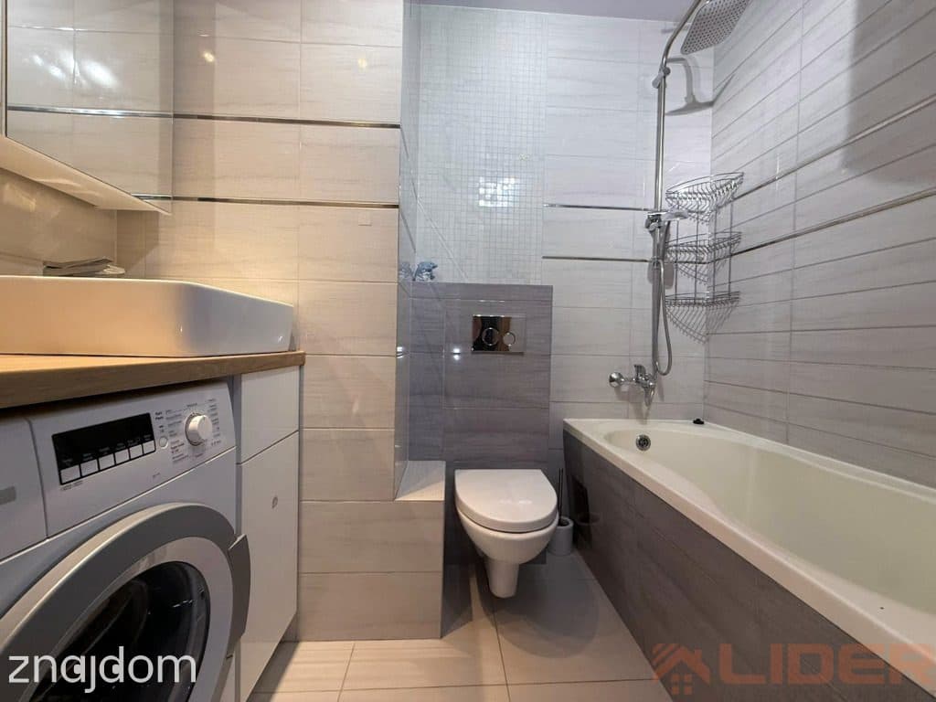 3 pokoje, balkon, po remoncie, 1. piętro, zieleń, - zdjęcie 6