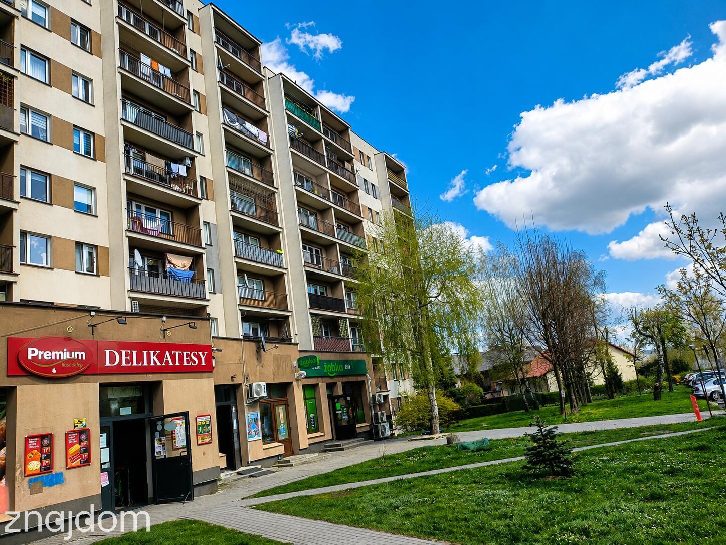Rzeszów 64 m2/3 pokoje, loggia/duży parking dla mieszkańców - zdjęcie 12