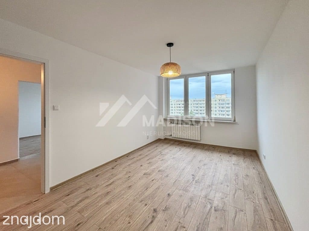 42,5 m2 | 2 pokoje | osobna kuchnia
