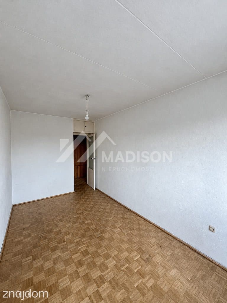 57m2 | 3 pokoje | balkon | piękny widok | do remontu - zdjęcie 7