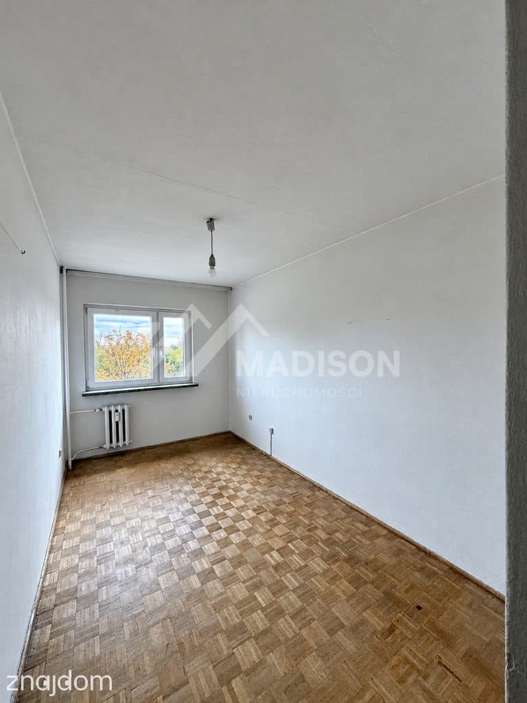 57m2 | 3 pokoje | balkon | piękny widok | do remontu - zdjęcie 8