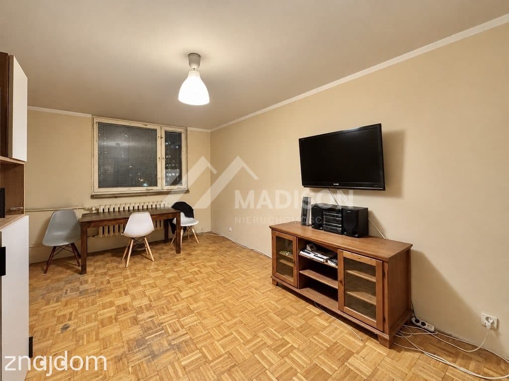 52 m | 3 pokoje | balkon | 250 m do metra Trocka - zdjęcie 3