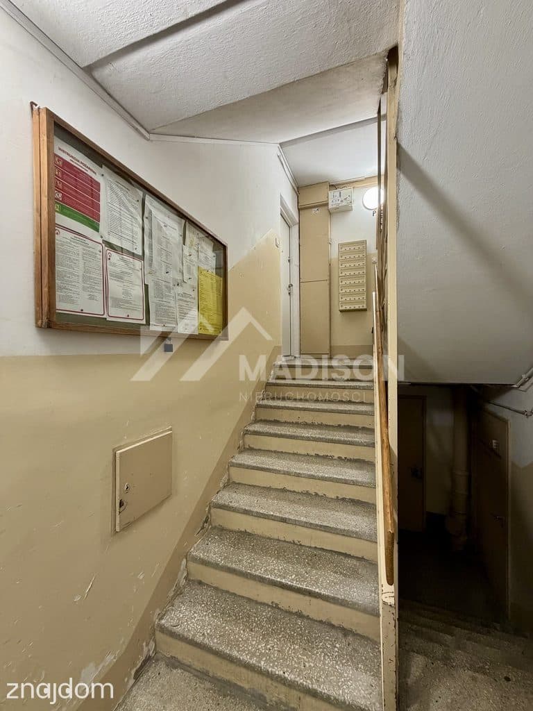 53m2 | 3 pokoje | balkon | do remontu - zdjęcie 12