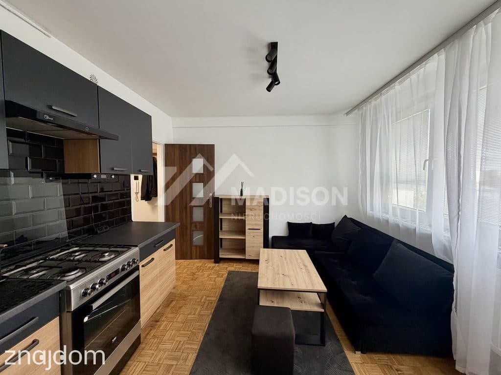 32,5m2 | 2 pokoje piwnica | do zamieszkania | Służew