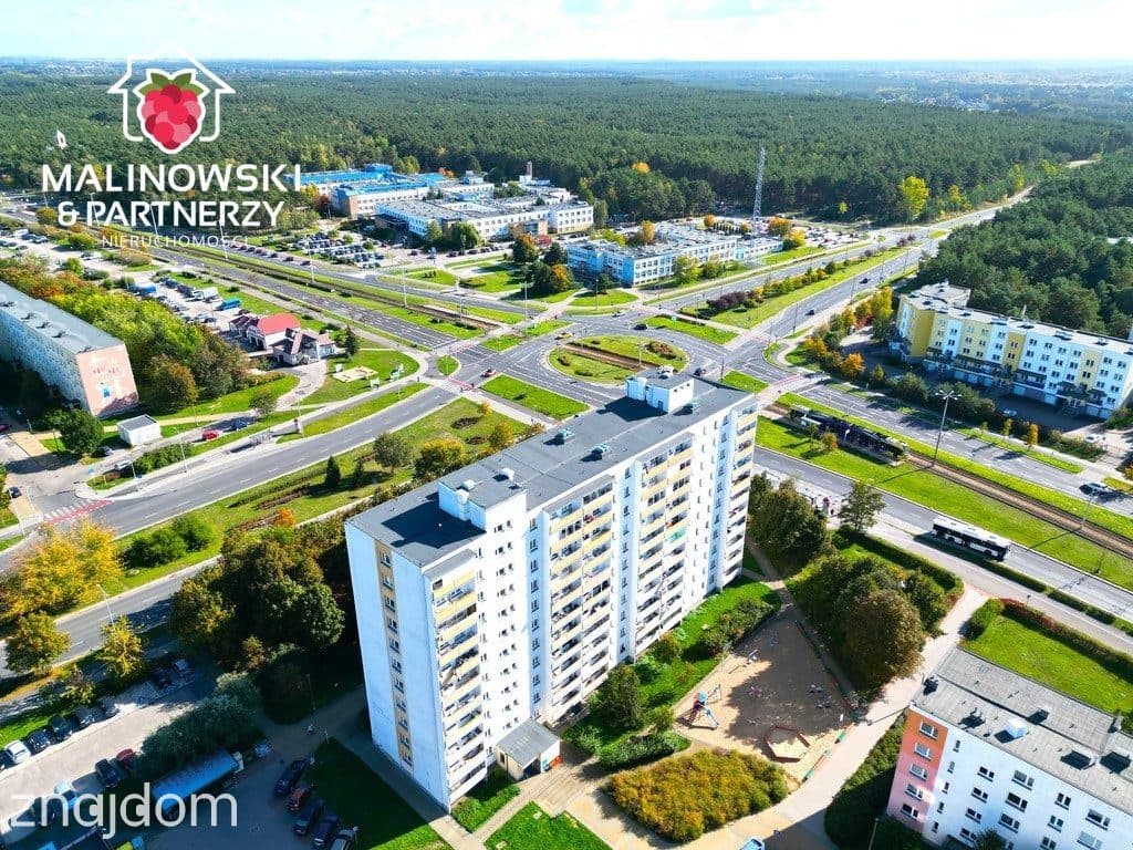 Na wynajem - 2 pokoje i oddzielna kuchnia - zdjęcie 2