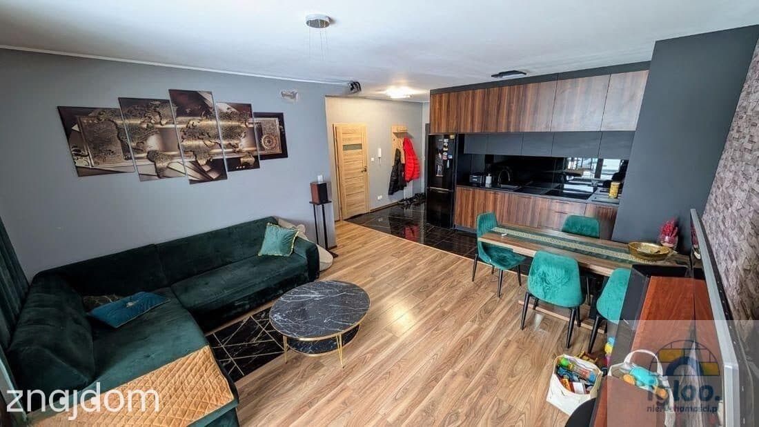 Apartament 2-pokoje, garderoba + garaż w centrum - zdjęcie 2