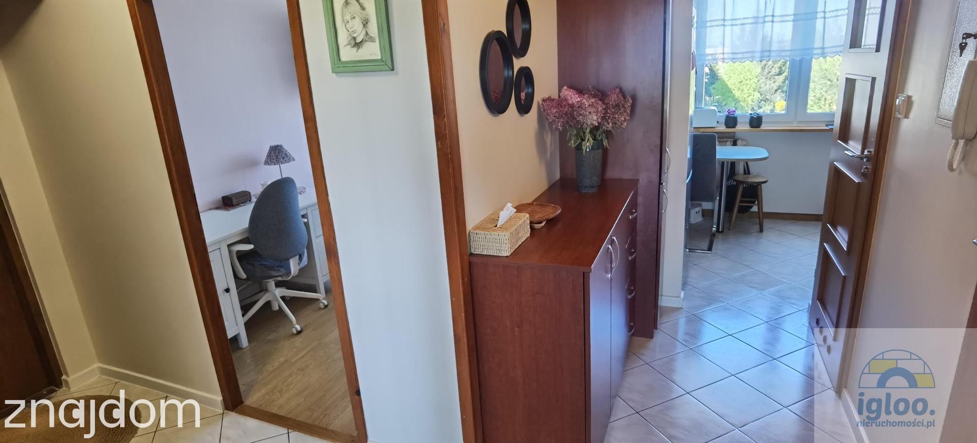 Ładne 3-pokoje -Po remoncie -Urządzone -Balkon -os.Świętokrzyskie - zdjęcie 7