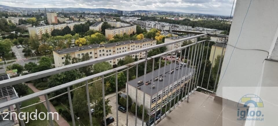 Mieszkanie 2-pokoje -Urządzone -Balkon -Winda -Parking -os.Uroczysko - zdjęcie 11