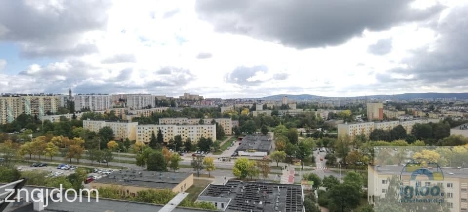Mieszkanie 2-pokoje -Urządzone -Balkon -Winda -Parking -os.Uroczysko - zdjęcie 12