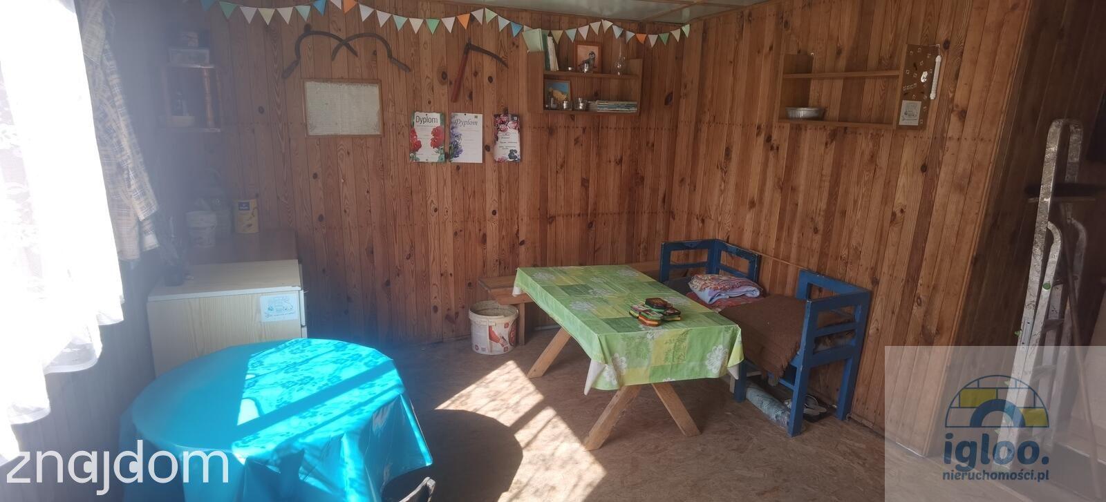 Działka z domkiem ROD Społem, woda i prąd - zdjęcie 8