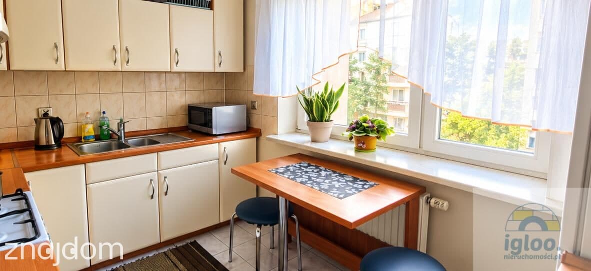 Kawalerka - Ślichowice - Os. Gwarków 1 piętro -loggia nowsze budownictwo - zdjęcie 3