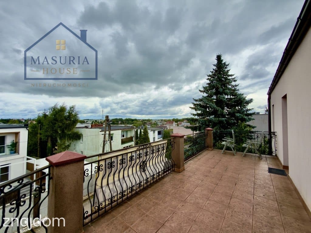 Dom z panoramicznym widokiem na miasto i jezioro - zdjęcie 10