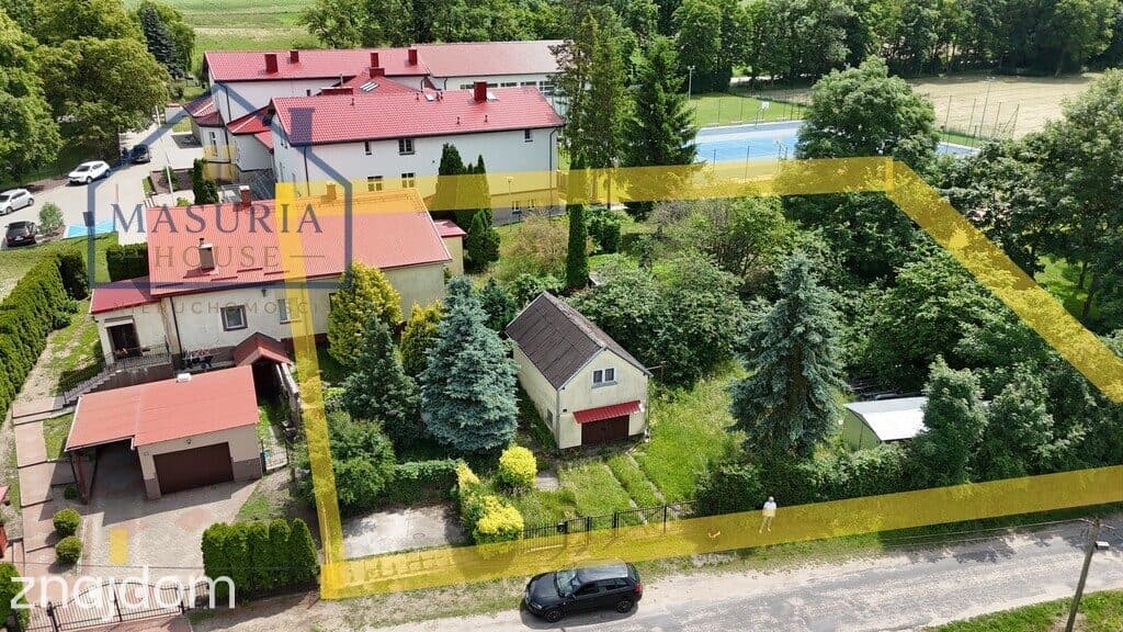 Dom, LASECZNO