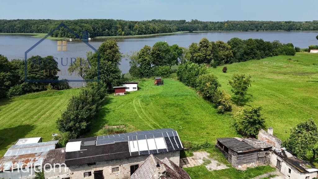 Zabudowana działka z linią brzegową Jezioraka - zdjęcie 9