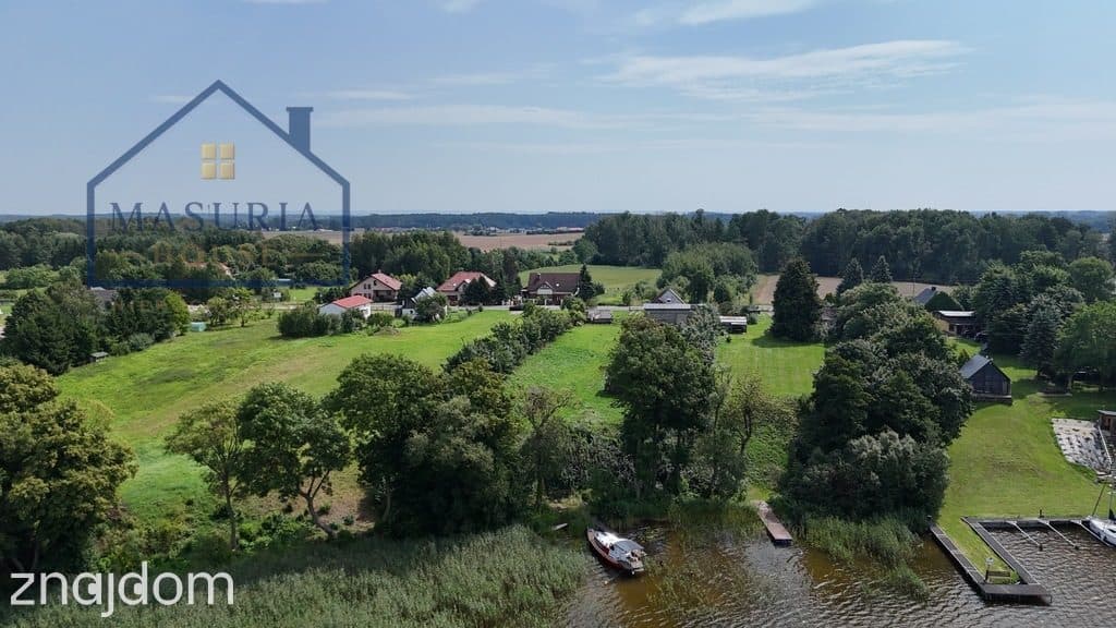 Zabudowana działka z linią brzegową Jezioraka - zdjęcie 13
