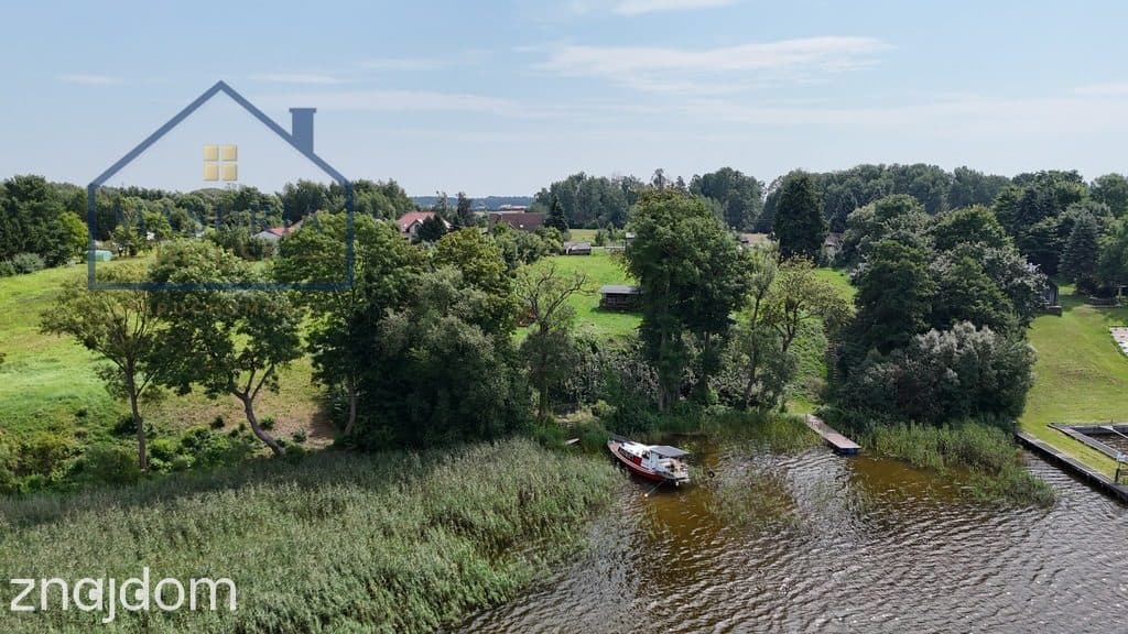 Zabudowana działka z linią brzegową Jezioraka - zdjęcie 14